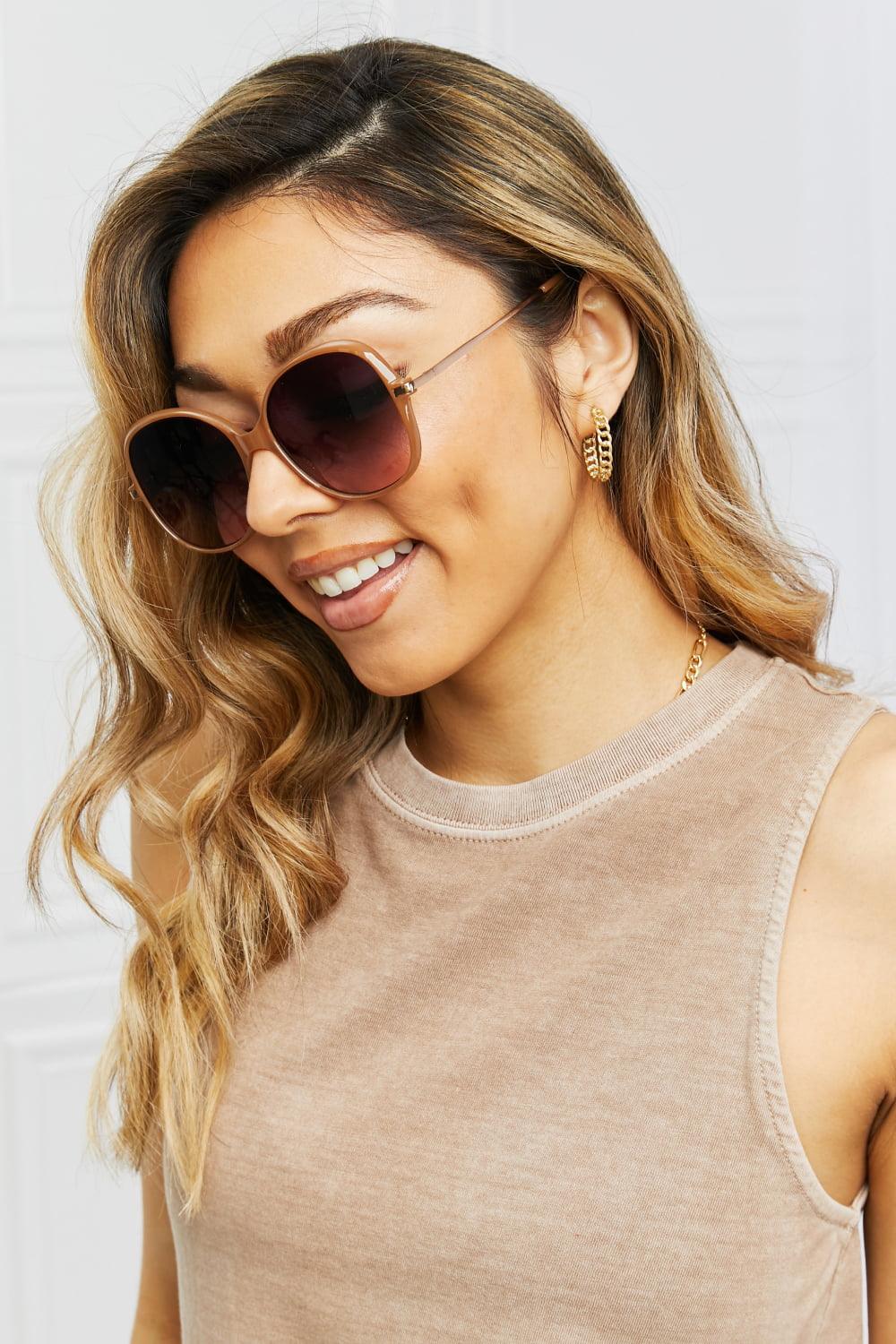 Metal-Plastic Hybrid Full Rim Sunglasses Carauana Store