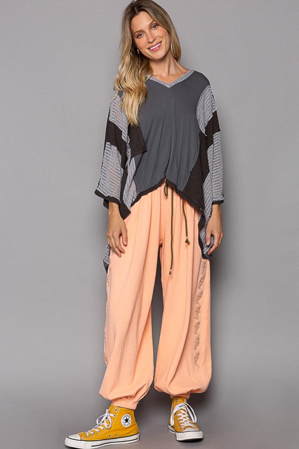 POL High-Low Contrast V-Neck Top Carauana Store