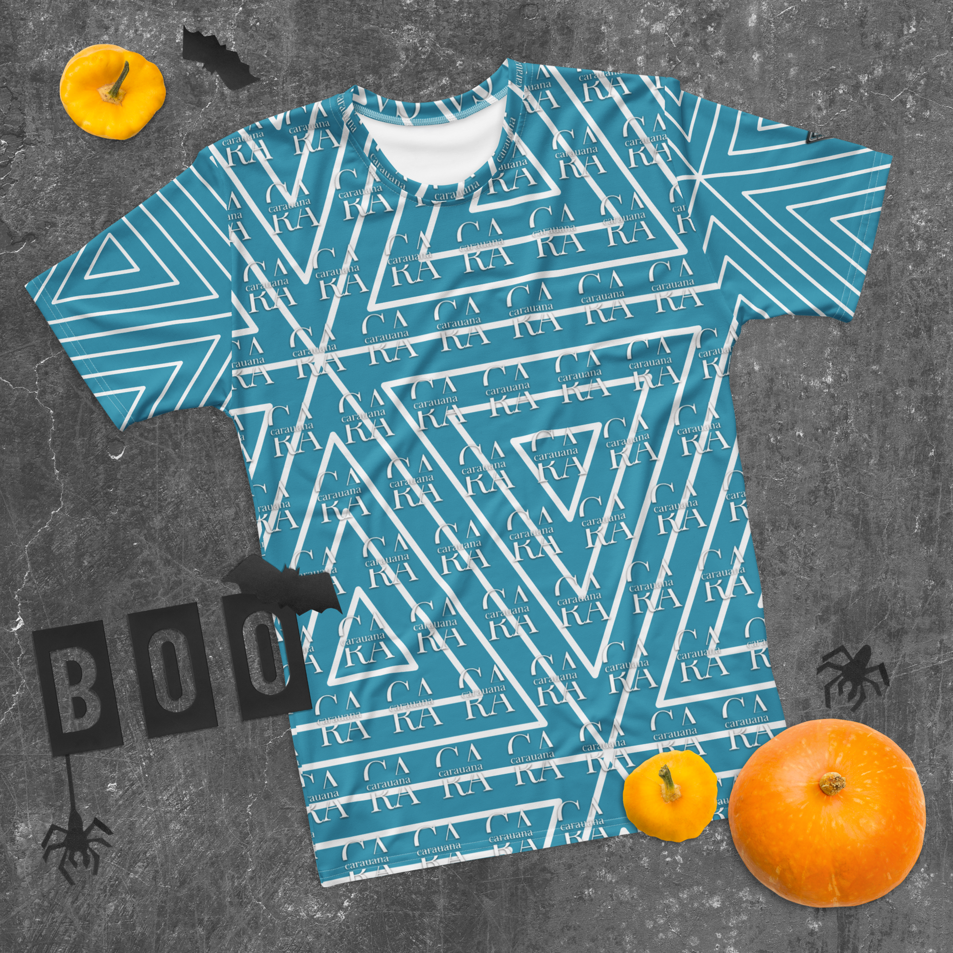 CaRaUaNa Men's t-shirt angles Carauana Store