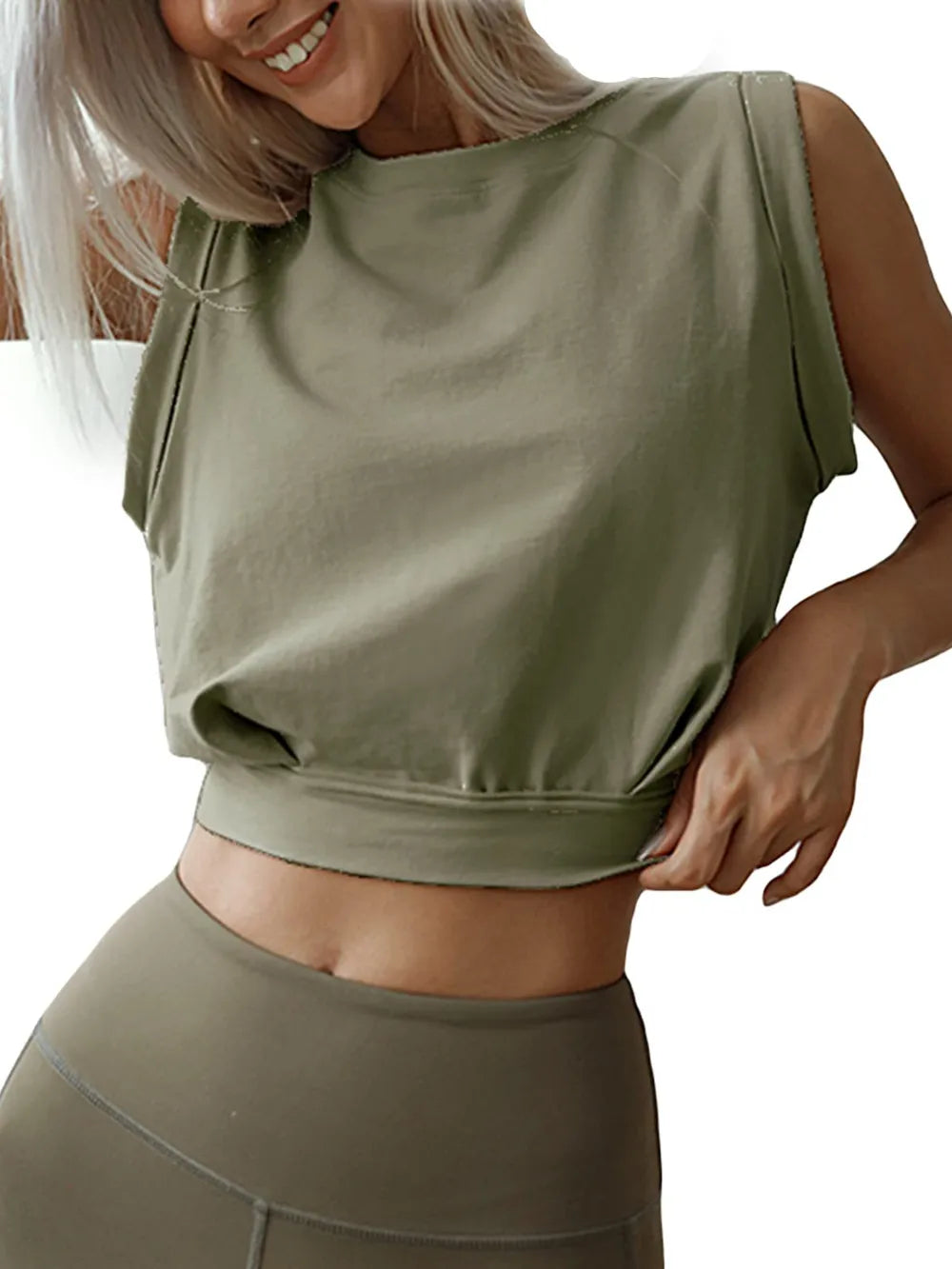 Round Neck Cropped Active Top Carauana Store