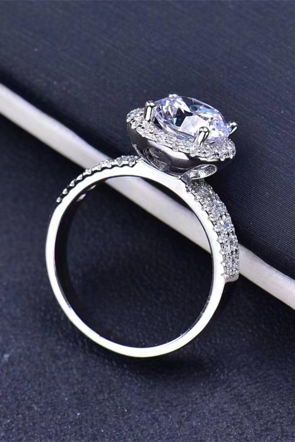 Four-Prong 2 Carat Moissanite Round Ring Carauana Store