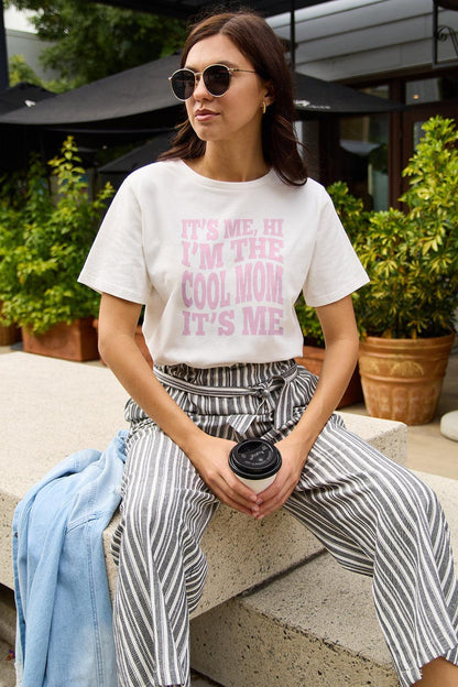 Simply Love Full Size IT'S ME,HI I'M THE COOL MOM IT'S ME Round Neck T-Shirt Carauana Store