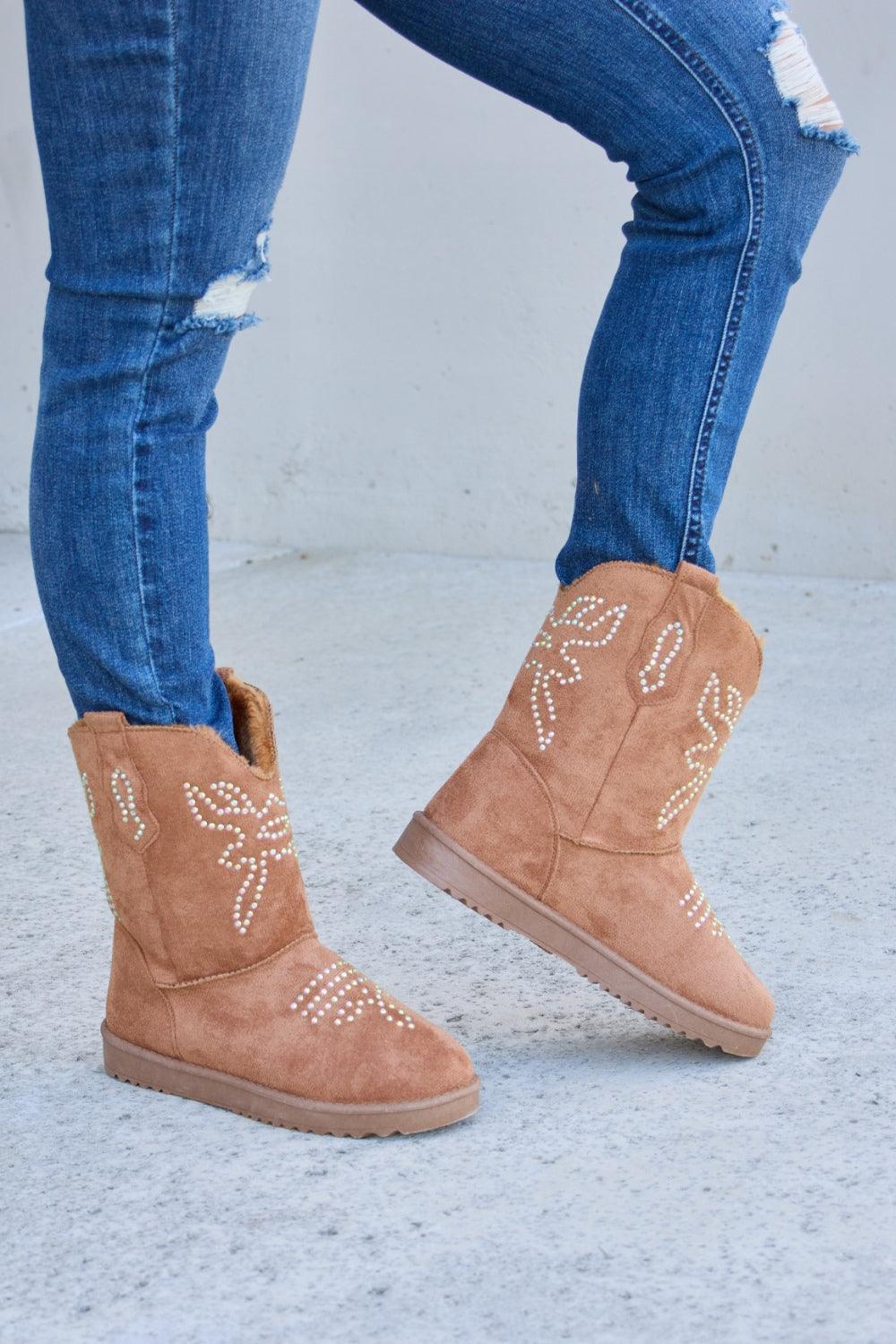 Forever Link Rhinestone Furry Flat Boots Carauana Store
