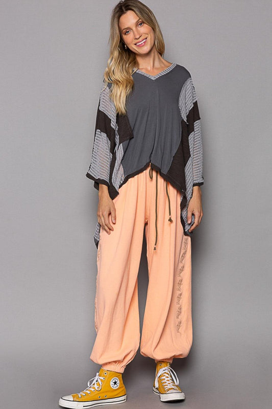 POL High-Low Contrast V-Neck Top Carauana Store