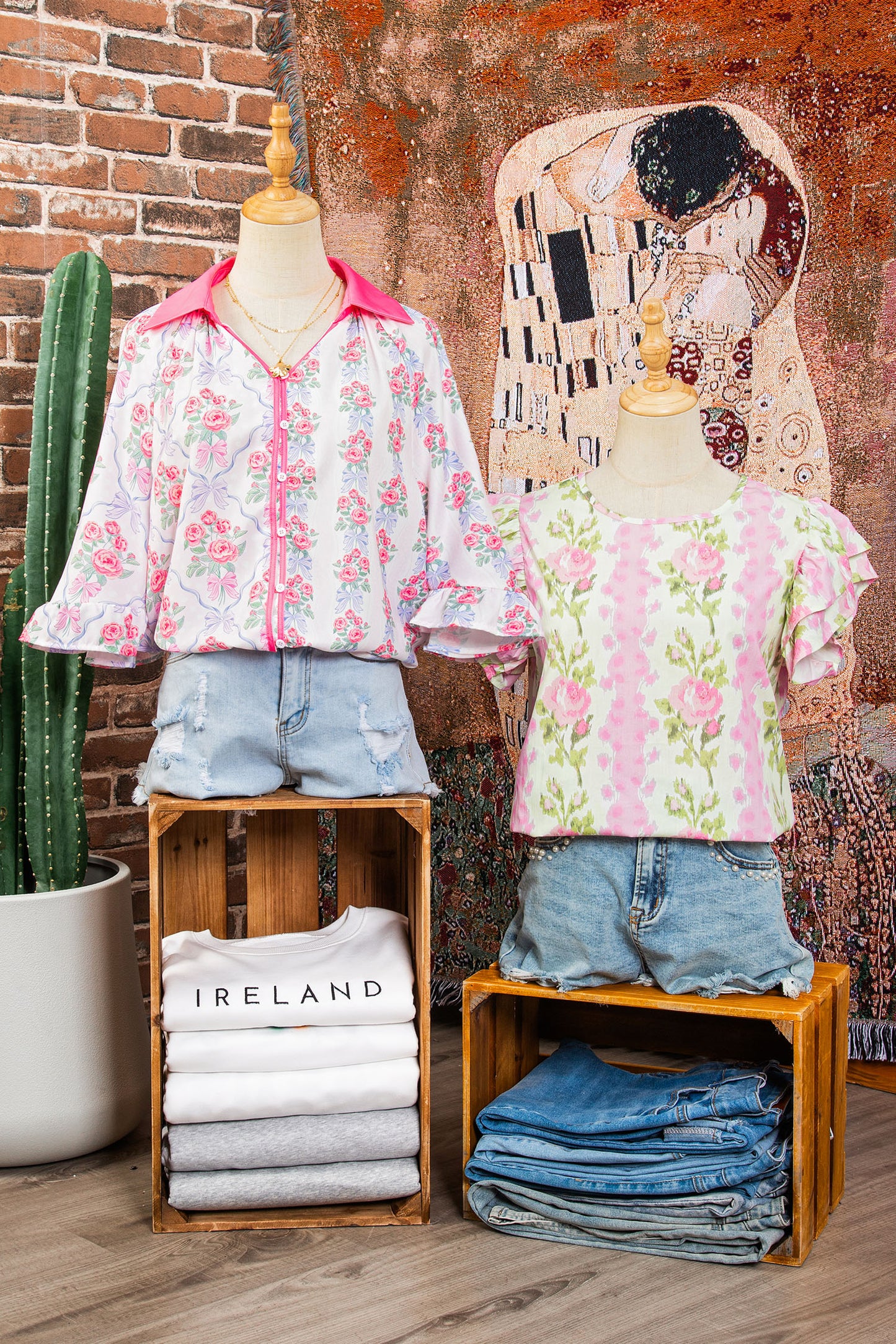 Haut d'été à manches volantées et imprimé floral rose